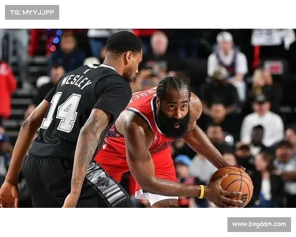 NBA讲报名额激烈竞争揭示新星崛起潜力与球队重建的关键时刻